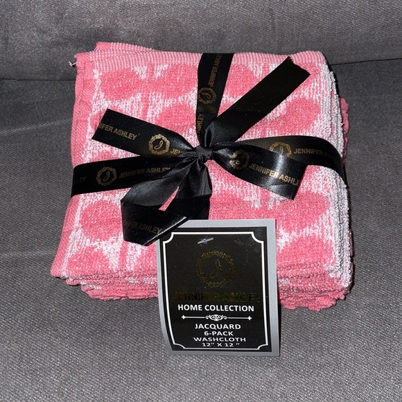 Jennifer Ashley home collection Other - 6 pack washcloths​